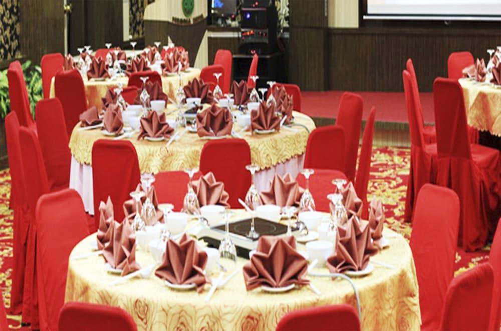 Batam Formosa Hotel מראה חיצוני תמונה
