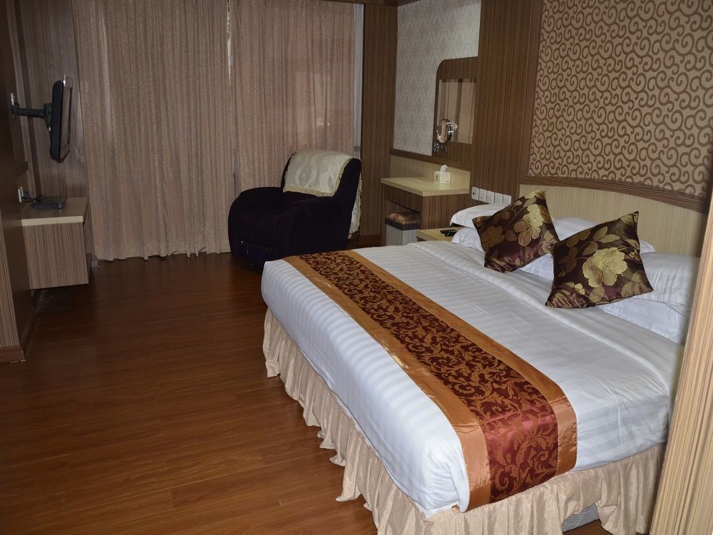Batam Formosa Hotel מראה חיצוני תמונה